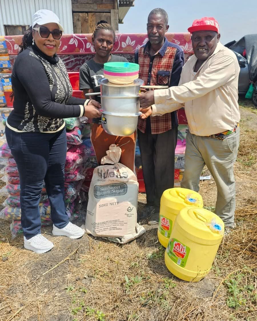 Ice_Queeeen's tweet photo. The impact of dedicated community service is clear, as seen in Agnes Kagure's top placement in the latest Nairobi leadership study. #KagureTopFemaleLeader. https://t.co/QS7rZbZITZ