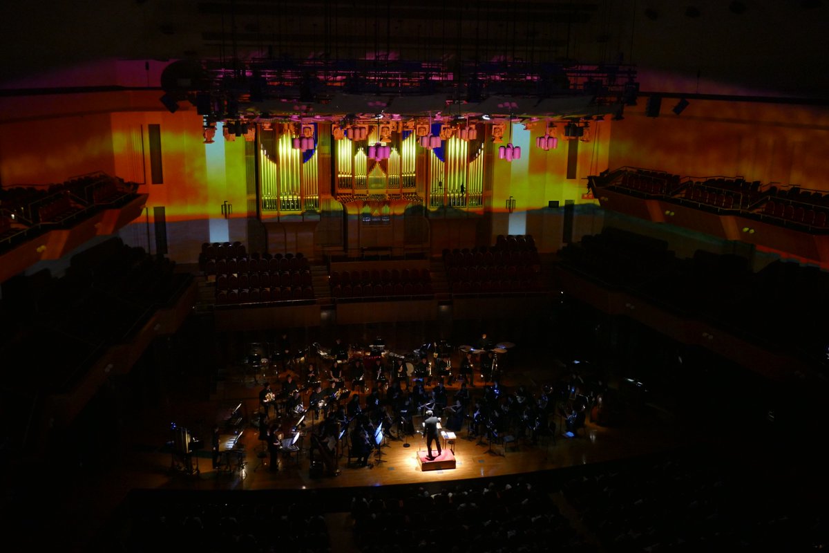 OsakaShion's tweet photo. 【御礼💐】

🎼ブラスdeシネマ by The Symphony Hall Super Brass🎞️
📍ザ・シンフォニーホール

豪華プロジェクションマッピングとともにお送りするSuper Brass公演。
本日もたくさんのお客様にお越しいただき、ありがとうございました😆✨
名作の映画音楽をお届けいたしましたが、お楽しみいただけましたでしょうか？🎬🍿🎶

次回のSuper Brass公演は、年末に開催🎉
ゴスペルのTHE SOULMATICS、そしてゲストに大山太徳氏をお迎えします😎🎙️✨

2026年の締めくくりは、ぜひザ・シンフォニーホールで🎶
皆さまのご来場をお待ちしております‼️

✅The Symphony Hall Super Brass×THE SOULMATICS ゴスペル
〜The Symphony Hall 2026年末スペシャルコンサート〜
日時：2026年12月29日(火) 15:00開演
指揮：喜多弘悦
ゴスペル：THE SOULMATICS
スペシャルゲスト：大山太徳
演奏：The Symphony Hall Super Brass
会場：#ザ・シンフォニーホール

👇チケット発売日・詳細はこちら👇
https://t.co/zO7CcCtZM0

#オオサカシオン
#吹奏楽