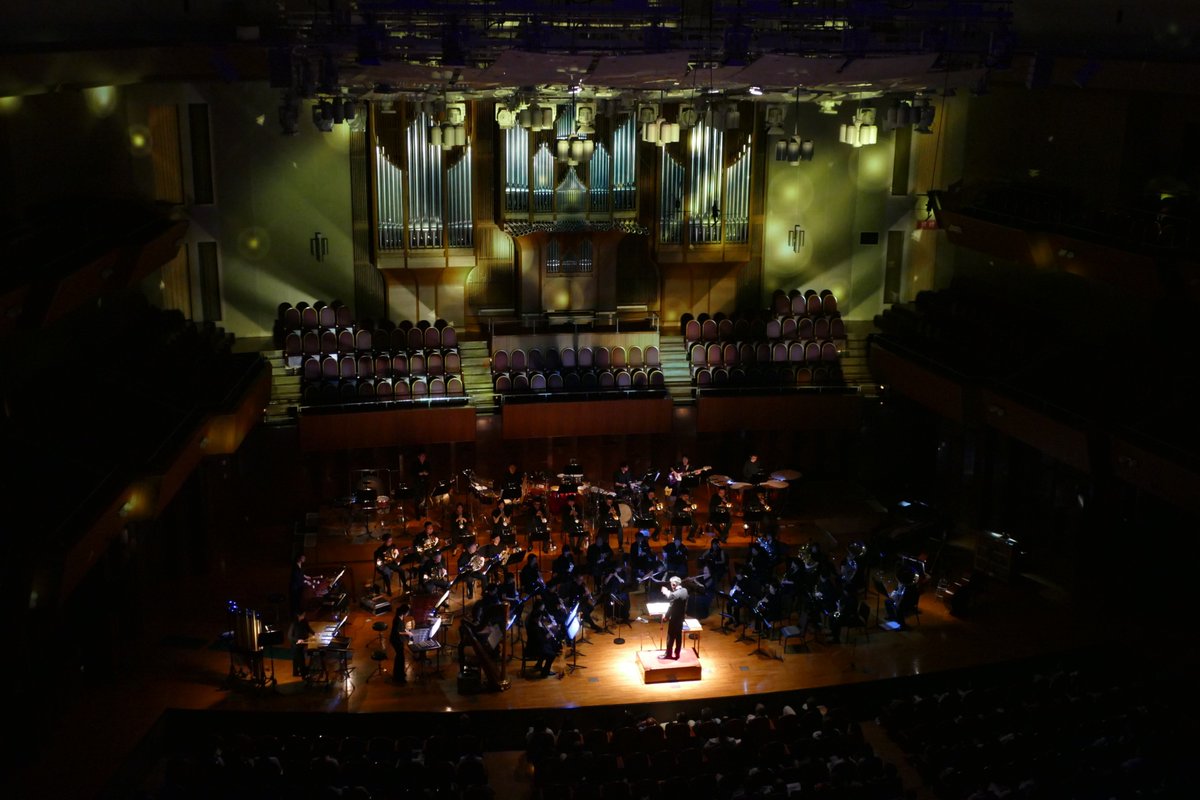 OsakaShion's tweet photo. 【御礼💐】

🎼ブラスdeシネマ by The Symphony Hall Super Brass🎞️
📍ザ・シンフォニーホール

豪華プロジェクションマッピングとともにお送りするSuper Brass公演。
本日もたくさんのお客様にお越しいただき、ありがとうございました😆✨
名作の映画音楽をお届けいたしましたが、お楽しみいただけましたでしょうか？🎬🍿🎶

次回のSuper Brass公演は、年末に開催🎉
ゴスペルのTHE SOULMATICS、そしてゲストに大山太徳氏をお迎えします😎🎙️✨

2026年の締めくくりは、ぜひザ・シンフォニーホールで🎶
皆さまのご来場をお待ちしております‼️

✅The Symphony Hall Super Brass×THE SOULMATICS ゴスペル
〜The Symphony Hall 2026年末スペシャルコンサート〜
日時：2026年12月29日(火) 15:00開演
指揮：喜多弘悦
ゴスペル：THE SOULMATICS
スペシャルゲスト：大山太徳
演奏：The Symphony Hall Super Brass
会場：#ザ・シンフォニーホール

👇チケット発売日・詳細はこちら👇
https://t.co/zO7CcCtZM0

#オオサカシオン
#吹奏楽