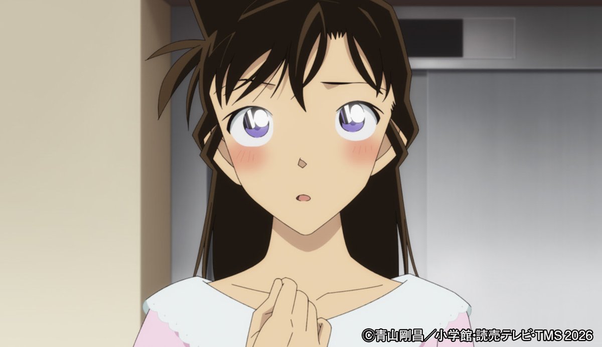 conan_file's tweet photo. 『東都タワー』がデザインされた新一万円札が発行されて、ボクと少年探偵団のみんな、阿笠博士、蘭姉ちゃんと園子姉ちゃんで日本紙幣印刷局の長野工場に行ったんだ!
ところが殺人事件の現場からニセ札が見つかって、警視庁は捜査本部を設置したんだって!
ニセ札が流通してるって報道でみんなが騒いでる中、ボクはそのニセ札が印刷された大阪へ平次兄ちゃんと向かったんだ!
新紙幣偽造から起きた殺人事件に、ボク達はみんなで解決に挑むことに…!

名探偵コナンTV放送30周年記念作品
『名探偵コナン 30号殺人事件』金曜ロードショーでこのあとすぐ!