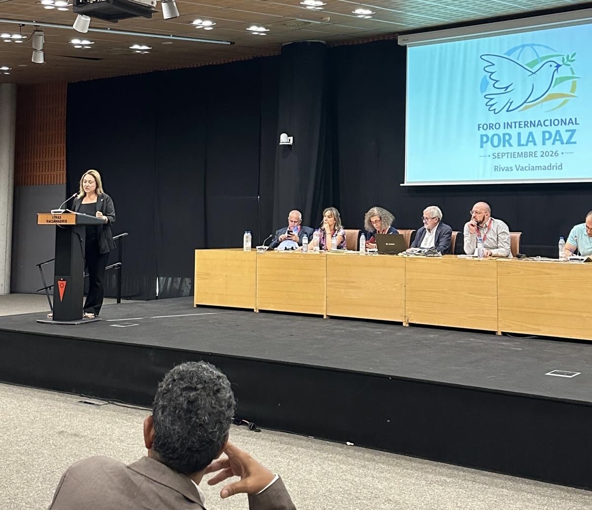 Helenebidard's tweet photo. Il n’y a jamais eu dans le monde autant de pays en guerre depuis 1946 et d’autocraties
Contre les guerres impérialistes, à Madrid🕊️je rappelle la nécessité de trouver le chemin de la paix,
des accords d’Helsinki,
de la diplomatie
et de la démocratie pour la classe travailleuse ✊🏽 https://t.co/Fk4GL1oR1B