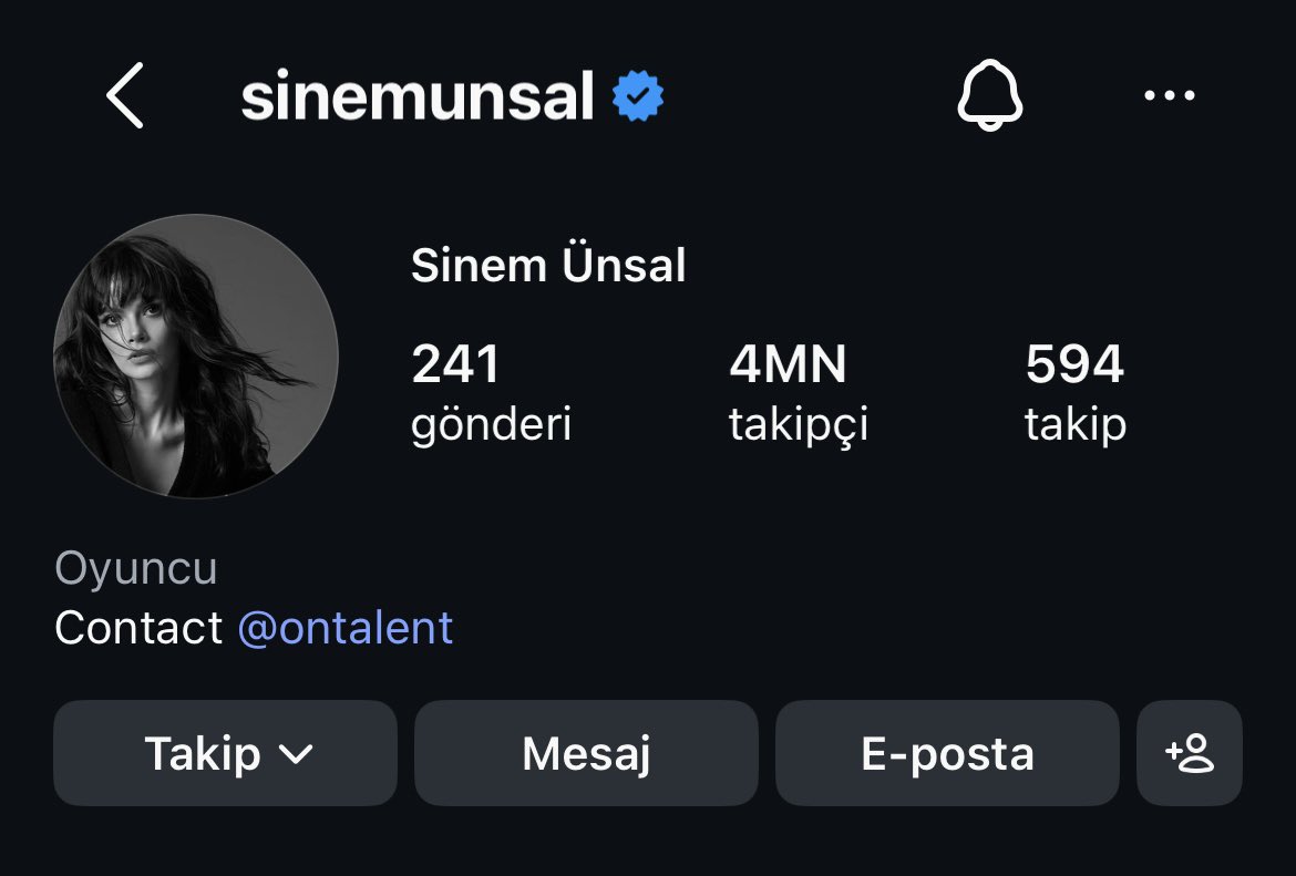 allaboutunsal's tweet photo. #SinemÜnsal’ın instagram hesabı 4MN takipçiye ulaştı.🌟 https://t.co/Iy8sqe6Plh