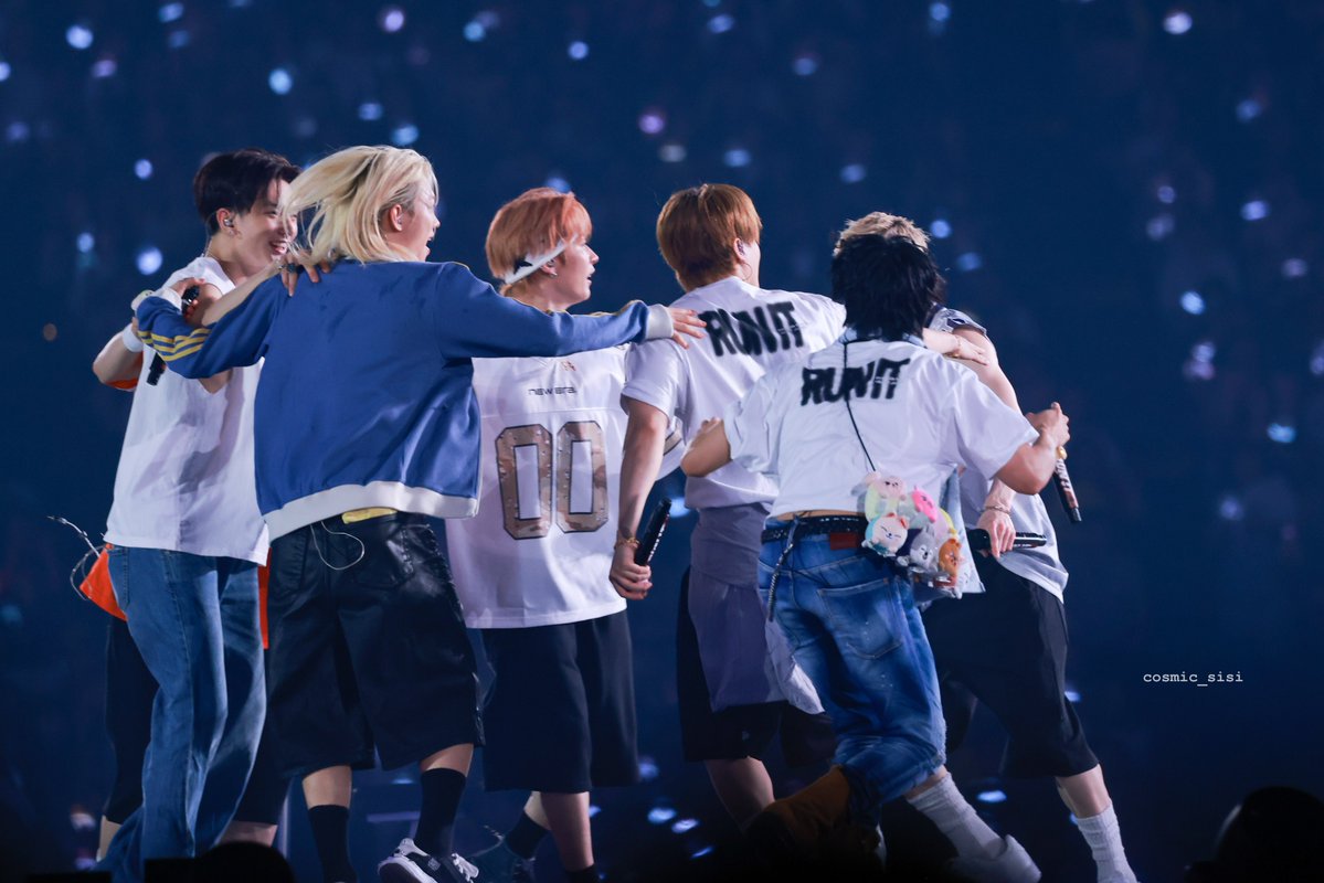 hn_lix's tweet photo. my happiness https://t.co/mHLKtInDYQ