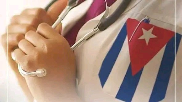 DirAsisMedTunas's tweet photo. #CubaNoEsUnaAmenazaElBloqueoSí 
#CubaSalvaVidas 🇨🇺🇨🇺🇨🇺 https://t.co/n25Orvs0dY