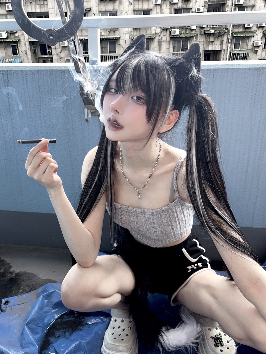 takane_daily's tweet photo. ヤニねk https://t.co/PLwpVWdHX7