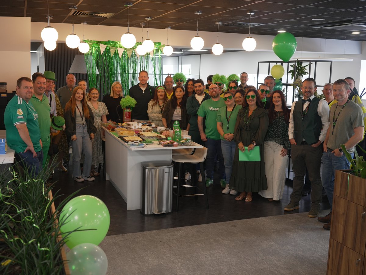 CheckFire_Ltd's tweet photo. 💚 CheckFire turned green for Macmillan!

From our Great CheckFire Bake Off to quizzes and competitions, it’s been a fantastic day! Even our LFX got involved — luckily, its services weren’t needed! 🔥

We’re also matching every pound donated💚

#CheckFire #MacmillanCoffeeMorning https://t.co/k7BBaQ4BWo