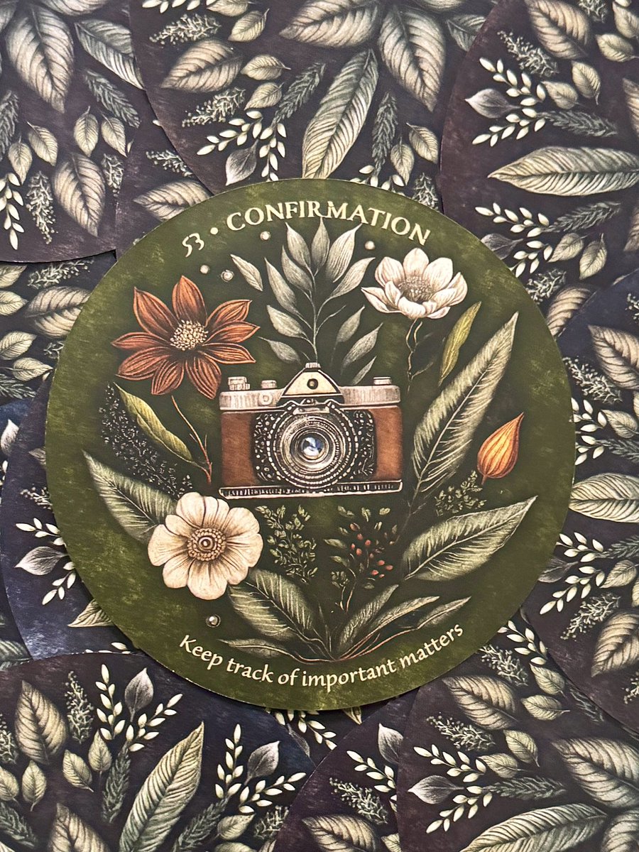 tmanntarot's tweet photo. Card of the day
Confirmation: Keep track of the important matters.
Deck: Arcana Folia
By: Nora Paskaleva
#cardoftheday #Oracle #oraclecards #Lenormand https://t.co/XD5Lcj4hU4