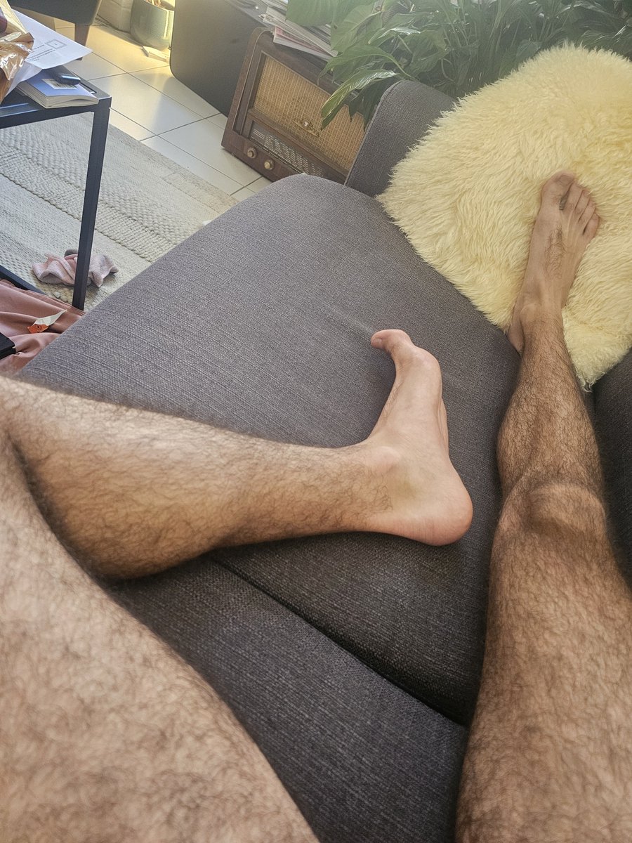 BrainTopMaster's tweet photo. Un bouffon à pigeonner aujourd'hui ? 
🤣🤣🏧🤑

#cashmaster #CashMaster #Cashmaster #pigeon #moneyslave
#toulouse #findom #brainfucker #plandab #Occitanie #Toulouse #pied #maitre https://t.co/K0ej7hmYJR