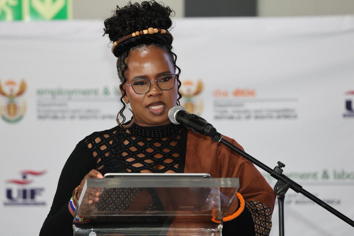 deptoflabour's tweet photo. 📸📍Today | 25 September 2025 - Minister @1Khosi_Meth has called to young people and emerging entrepreneurs to bring their ideas, skills, and determination in response to the #UIFNEF1Billion rand fund that is being launched. https://t.co/mSVfTlLm4b