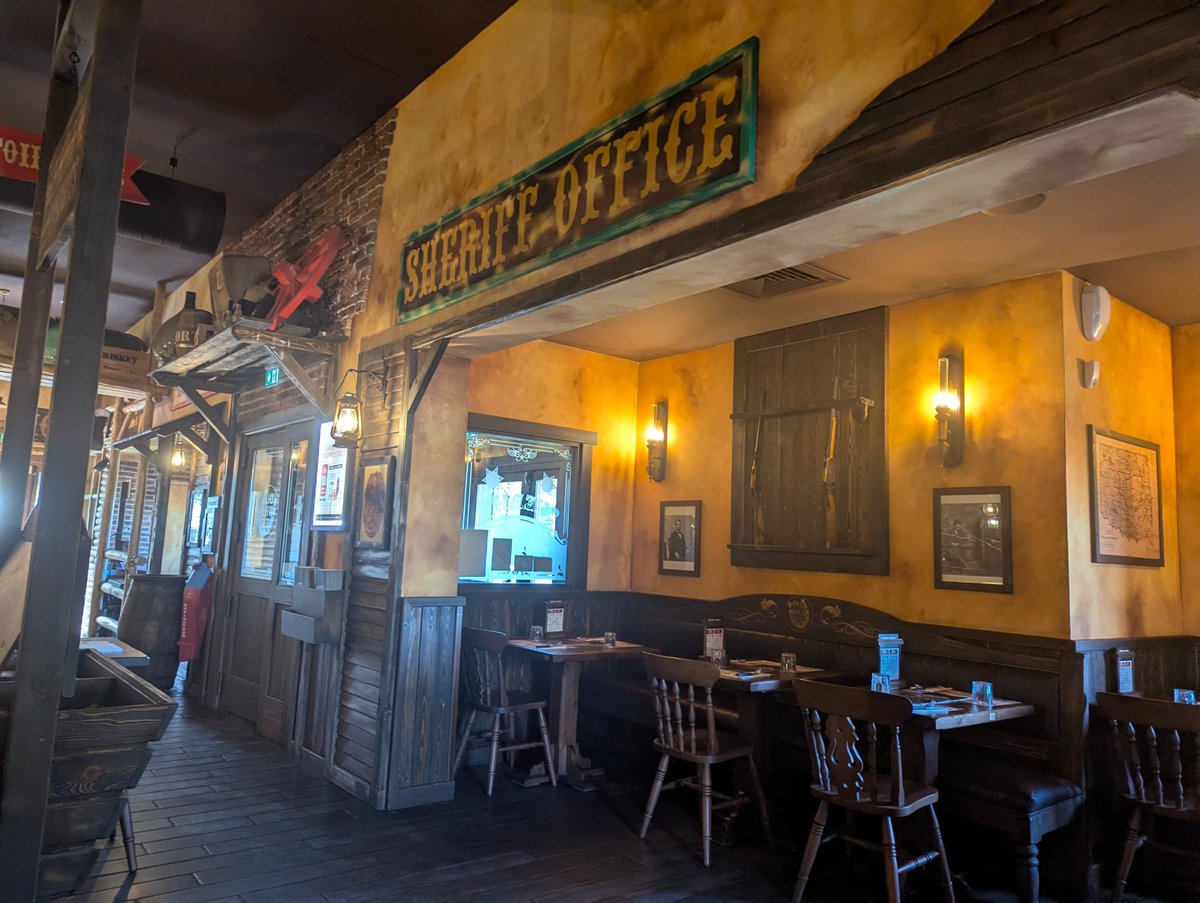 OldGuyWanders's tweet photo. I am having lunch in an old wild West themed restaurant in France. I'm going to risk the tacos. So far, the beer is delicious! https://t.co/bu7ZQhZ8XS