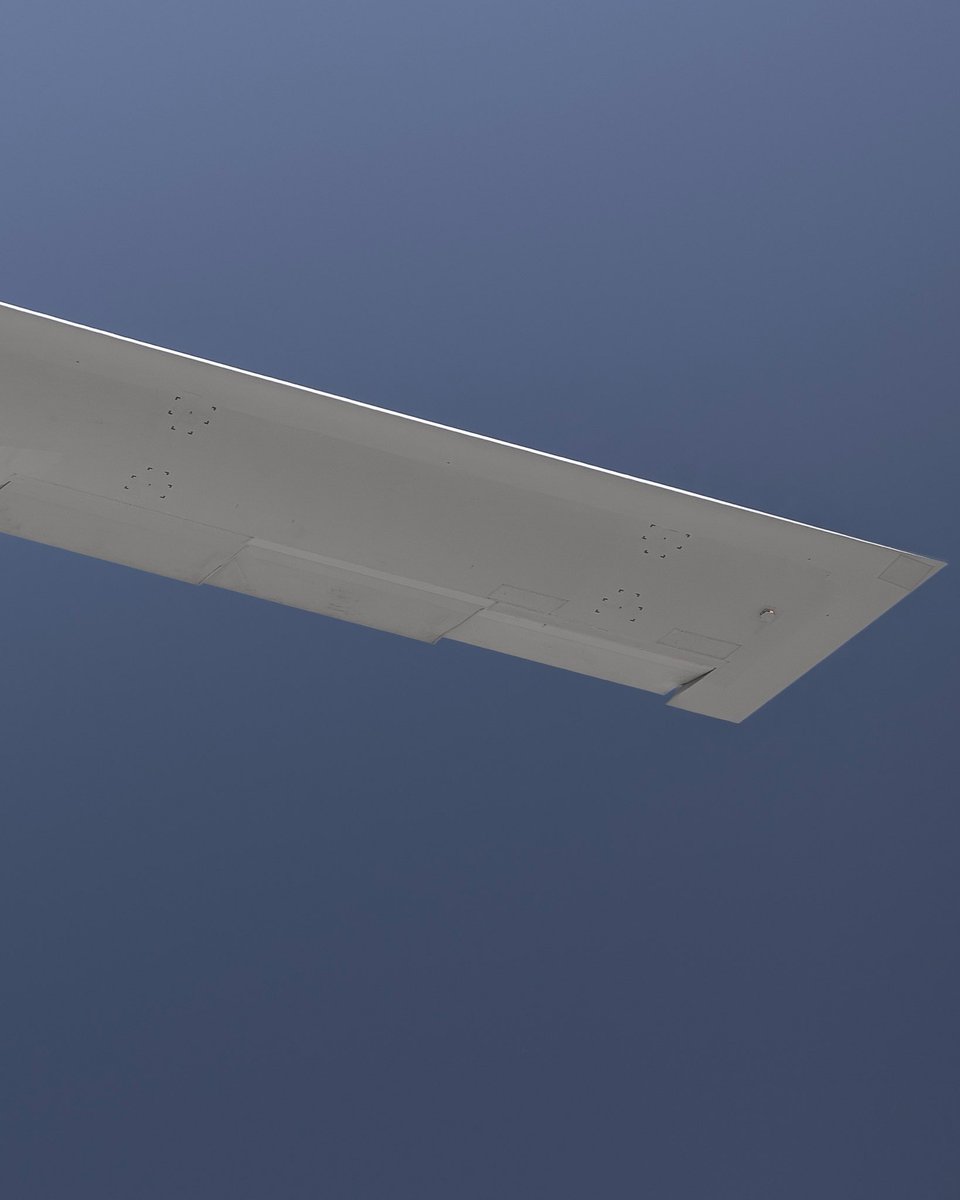JarodMHamilton's tweet photo. Belly of the beast. 
#B21 #B21Raider https://t.co/jbyFN60kI1