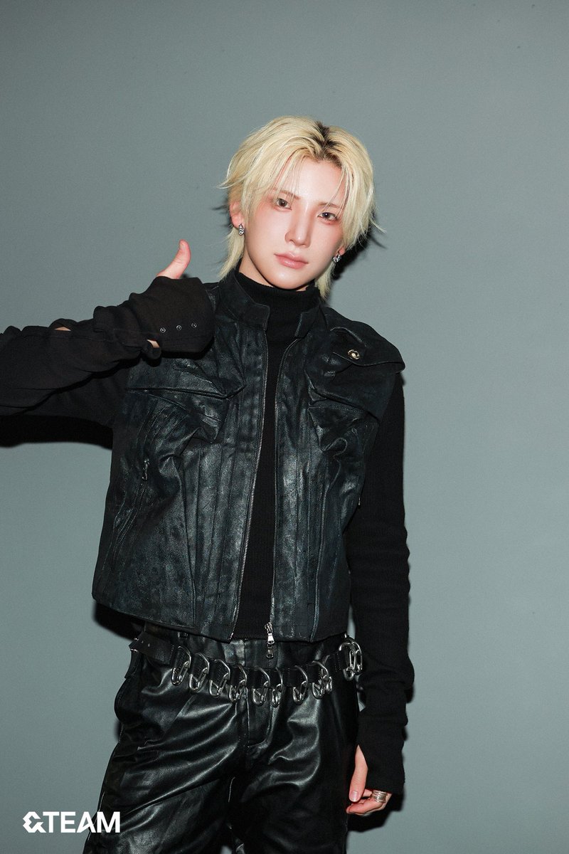 iamnotjooe's tweet photo. หล่อจัง https://t.co/1sx8FypITD