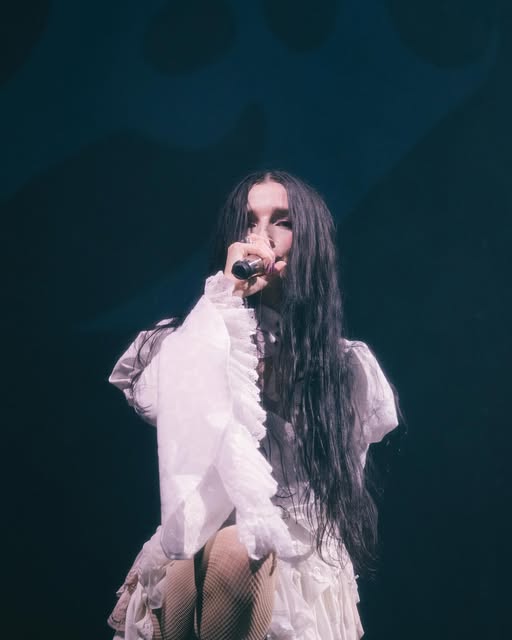 SheehmarDeep's tweet photo. Poppy #impoppy https://t.co/vt0tOc0HzX