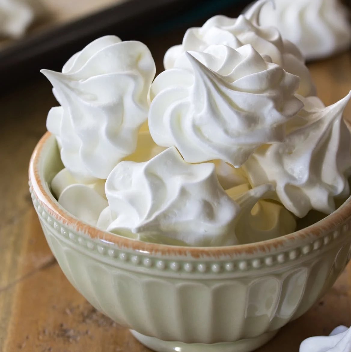 hudsonascake's tweet photo. Hudson as meringues https://t.co/8p8gJFpiPO