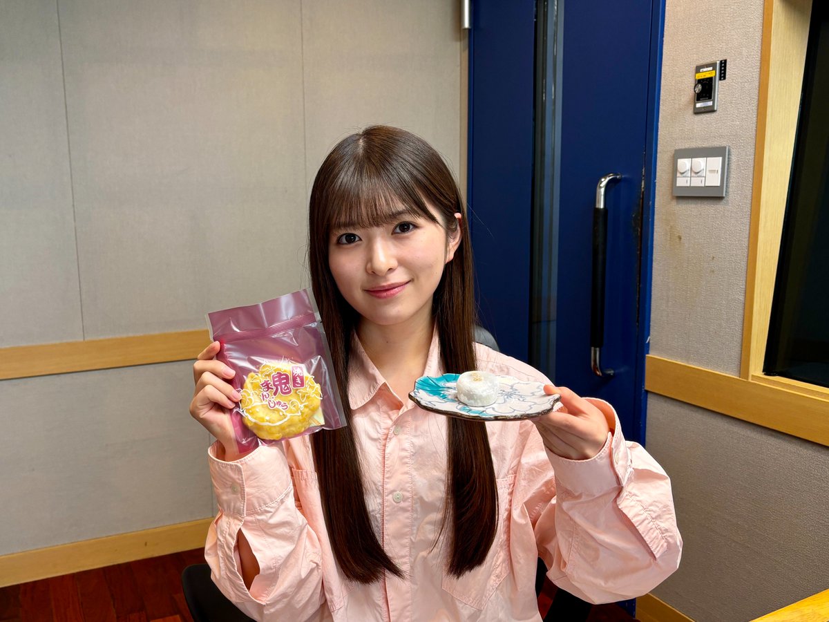 aya78MHz's tweet photo. このあと24時からはBAYFM ”乃木坂46小川彩のbabybabymaybe”        
🤍にんじんカラムーチョ
🤍 井上和さんが作ってくれた栗の渋皮煮
🤍菅原咲月さんと食べたお芋のスイーツ
🤍リスナーさんのおすすめお菓子を食レポ🌰🍠
#小川彩 #乃木坂46 #ベビベビメイビー https://t.co/0ujCDtG0Qg https://t.co/yqTJr4wv7P