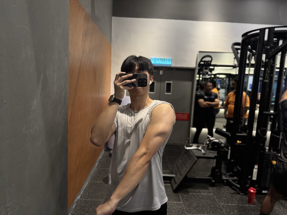 KingsleyTeoh_'s tweet photo. #gym https://t.co/3nDye1o57a