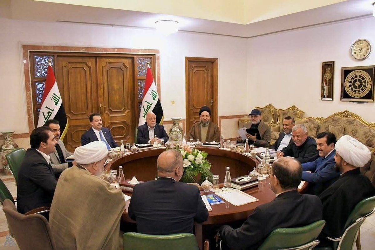 abualihussein19's tweet photo. الاطار يشارك بحصار ايران 

عمر بن سعد حاصر الحسين وأهله أمتثالا لأوامر سيده يزيد الملعون من أجل ملك الري وهؤلاء حاصروا إيران وأهلها أمتثالا لأوامر سيدهم ترامب الملعون من أجل ملك العراق...

عليهم التصرف سريعا لوقف الحصار والتبرأ من هذا الحصار الظالم او يكونوا فعلا شركاء بالحصار https://t.co/RihRnAGQDL