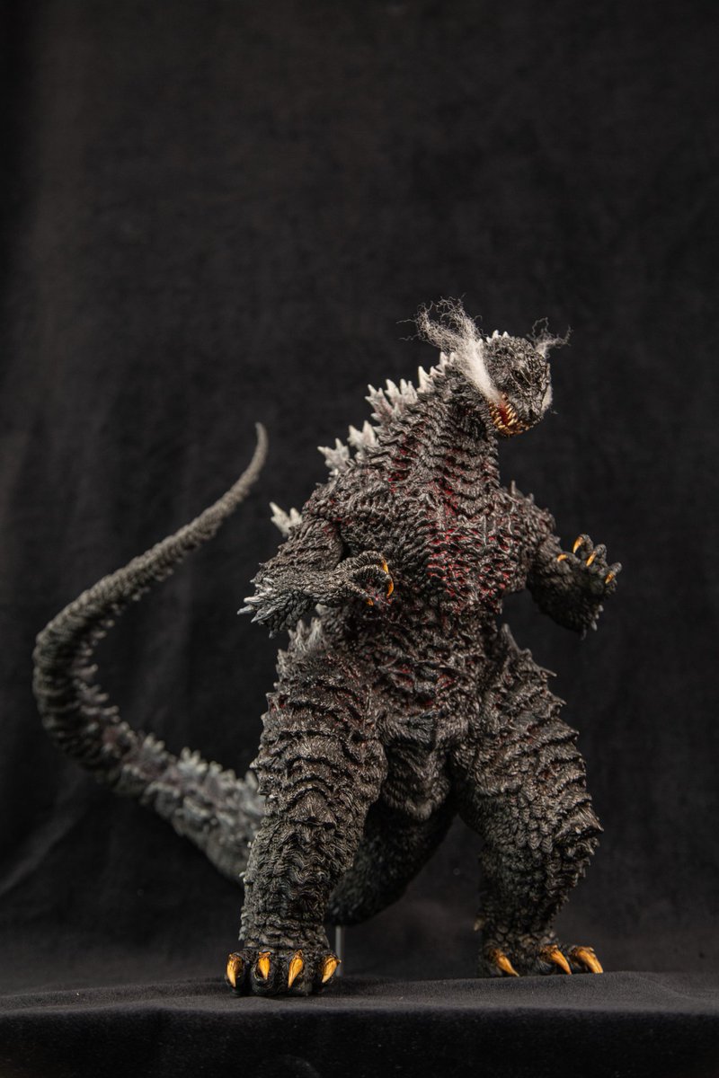 PandaZ684's tweet photo. 可変形の上顎を製作し、ゴジラが口を開け閉じる様子を表現するようにしました。
#上海wf
#wf2026
#特撮 
#ゴジラ https://t.co/4P4zbZxgDd