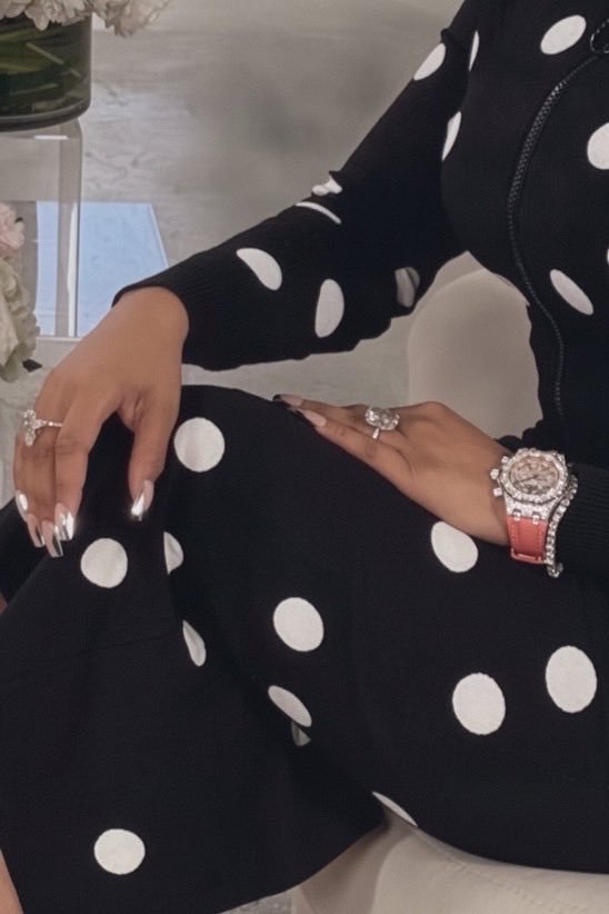 PedroL82034's tweet photo. @NICKIMINAJ @LaraLeaTrump https://t.co/udawk1DSTa