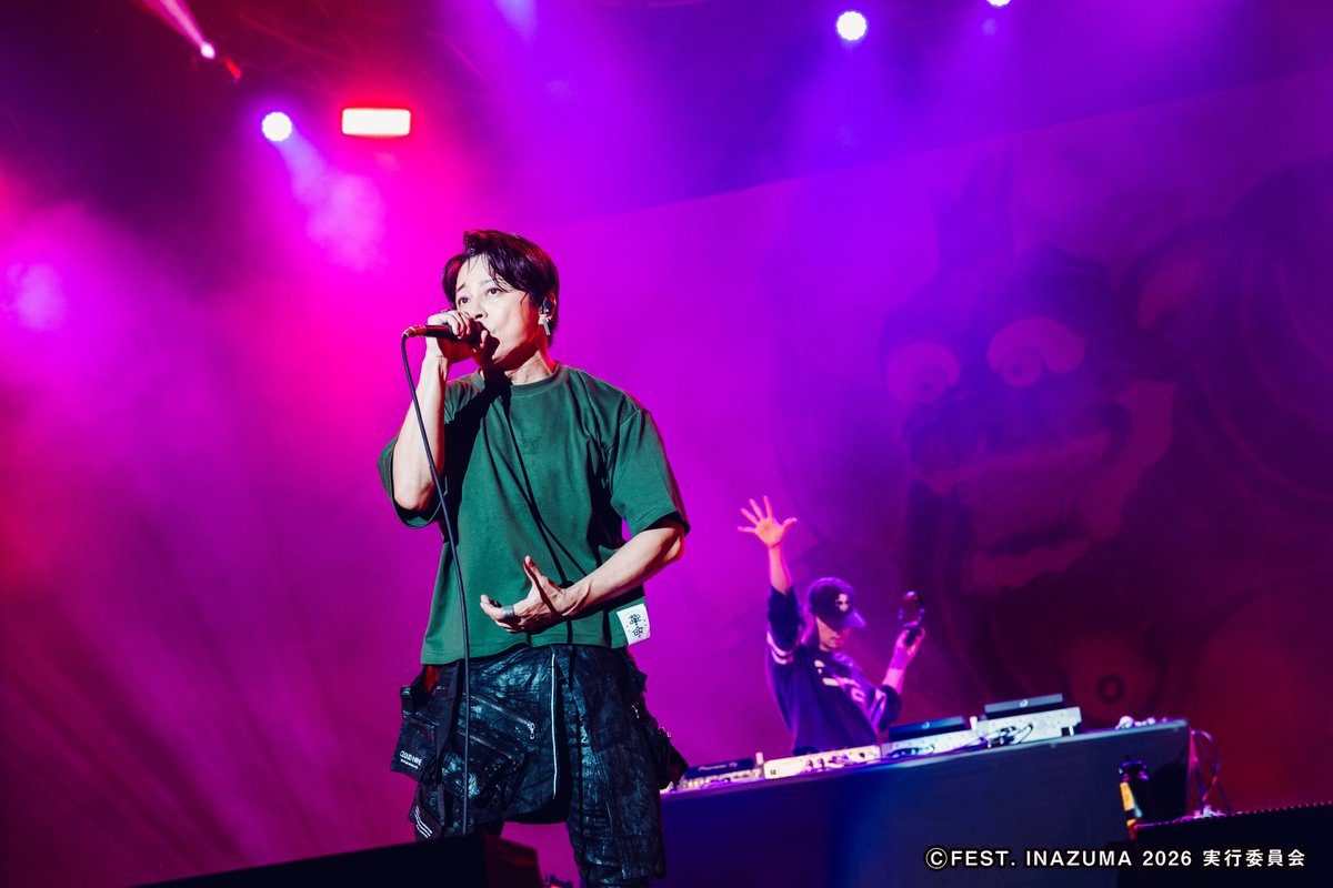 FEST_INAZUMA's tweet photo. ☁風神STAGE☁
西川貴教
https://t.co/BpGRXTcR63

▼SET LIST
01 LEVEL 4
02 HOT LIMIT
03 WHITE BREATH

#フェストイナズマ 
@TMR_TNNK_STAFF #西川貴教 https://t.co/shEaZZFguc