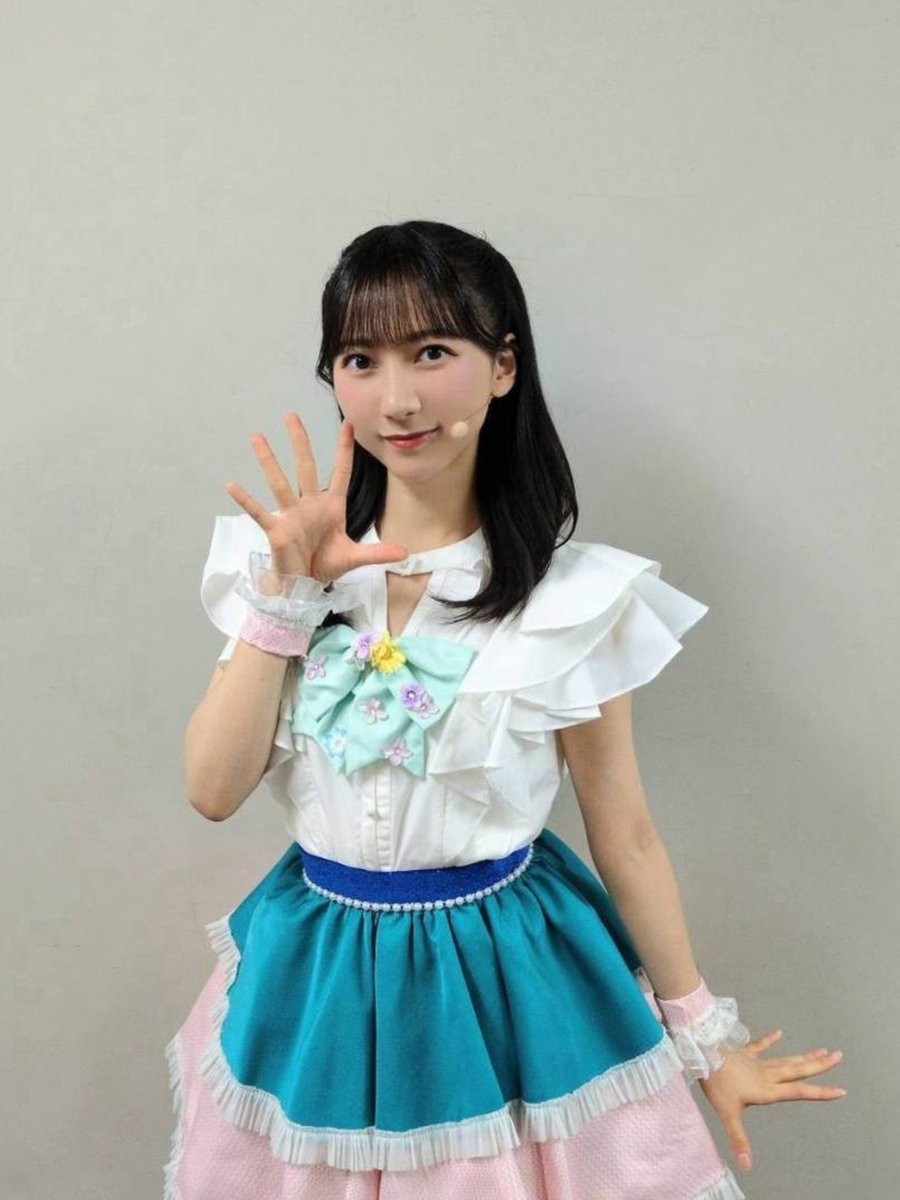 momoka_natsume_'s tweet photo. #スクールアイドルミュージカル
後夜祭ありがとうございました🎀✨️

今日もステージと客席いっぱいに広がるキラキラを、皆さまと一緒に感じられて幸せでした♡

ひとつひとつの瞬間を大切に、最後までときめきをお届けできますように！

#lovelive #スクミュ https://t.co/rLYVxBzKLR