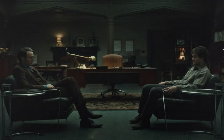dottlecter's tweet photo. the parallels are insane https://t.co/rIjzVKBncU