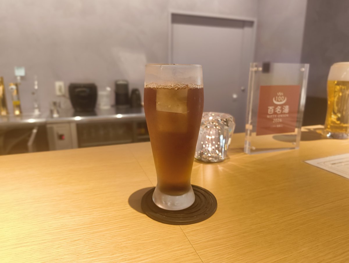 SaxoSL4's tweet photo. 本日はコチラ

サ室は明るくなって、温度も80℃、優しくなった。　
実際イメチェンは成功。今日もほぼ満員近くまで席が埋まる程…すっかり人気者だ

前はいつ来ても1人2人しかいなくて

サ室は暗くて、でもオートロウリュになるとヒドく熱い…

でもそんな君も好きだったな

#コリドーの湯
#サウナ https://t.co/55YdwMDI6z