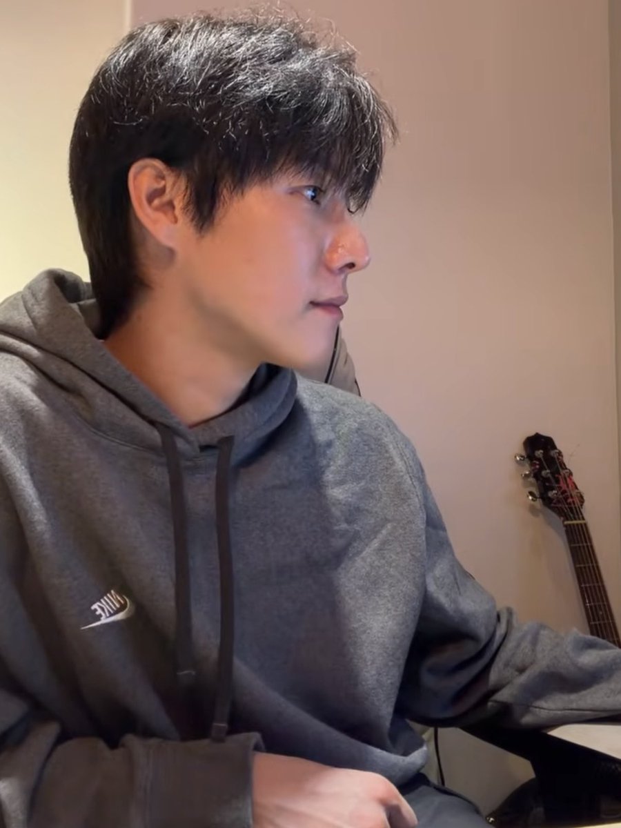 chabjoOo's tweet photo. 소리는 못 듣고 얼굴 감상중 https://t.co/BKoPygrlKk