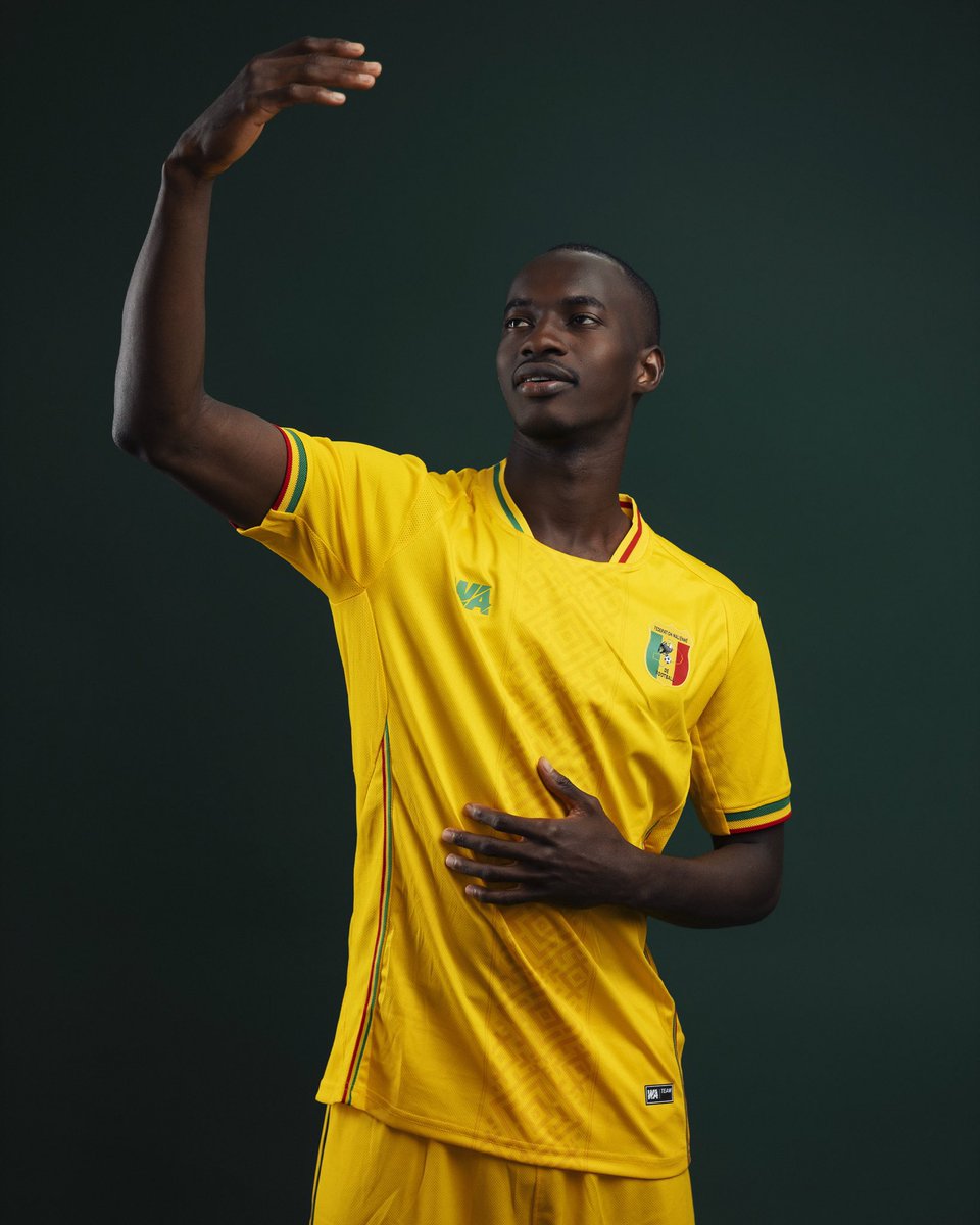Zarachronik03's tweet photo. On a notre nouveau maillot. 
@WATeamSport https://t.co/xaKNA0vRUr