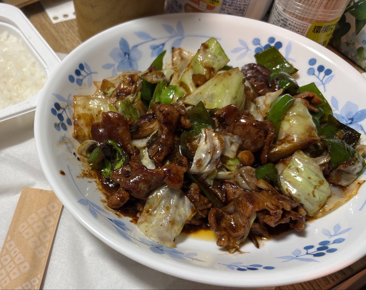 Shaki2710's tweet photo. 回鍋肉なんとかできた！ https://t.co/4INl5QriiT