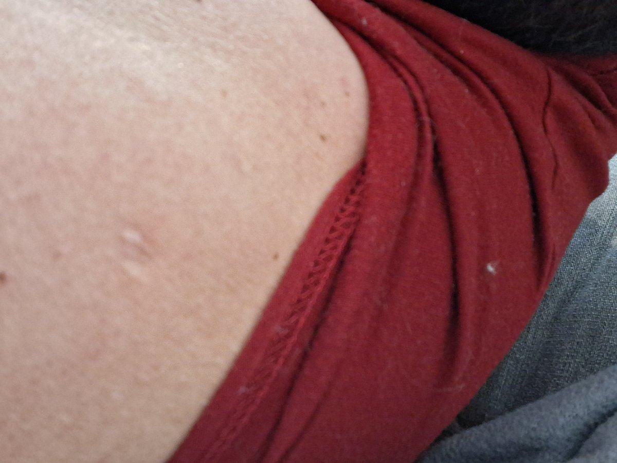 jesappelLou's tweet photo. @pirayenella Vaccin ouais https://t.co/hAFoSueyvb