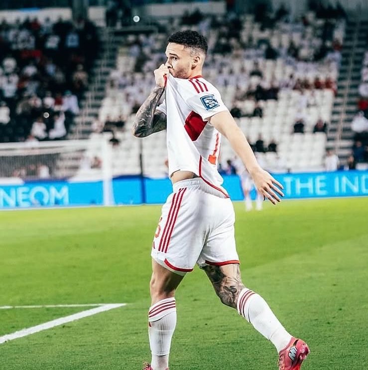 _zico9's tweet photo. ليما : أشعر بأنني فقدتُ والدي بعد وفاة الشيخ احمد

خيمينيز : دولتنا مّرت بأيام صعبة بعد وفاة شيخنا ونهدي هذا الفوز له

بيمينتا : الامارات قدّمت لنا الكثير ونشعر بالانتماء لهذا البلد

في الإمارات .. حتى فالتجنيس نعطي دروس 🇦🇪 https://t.co/aBPxE30393