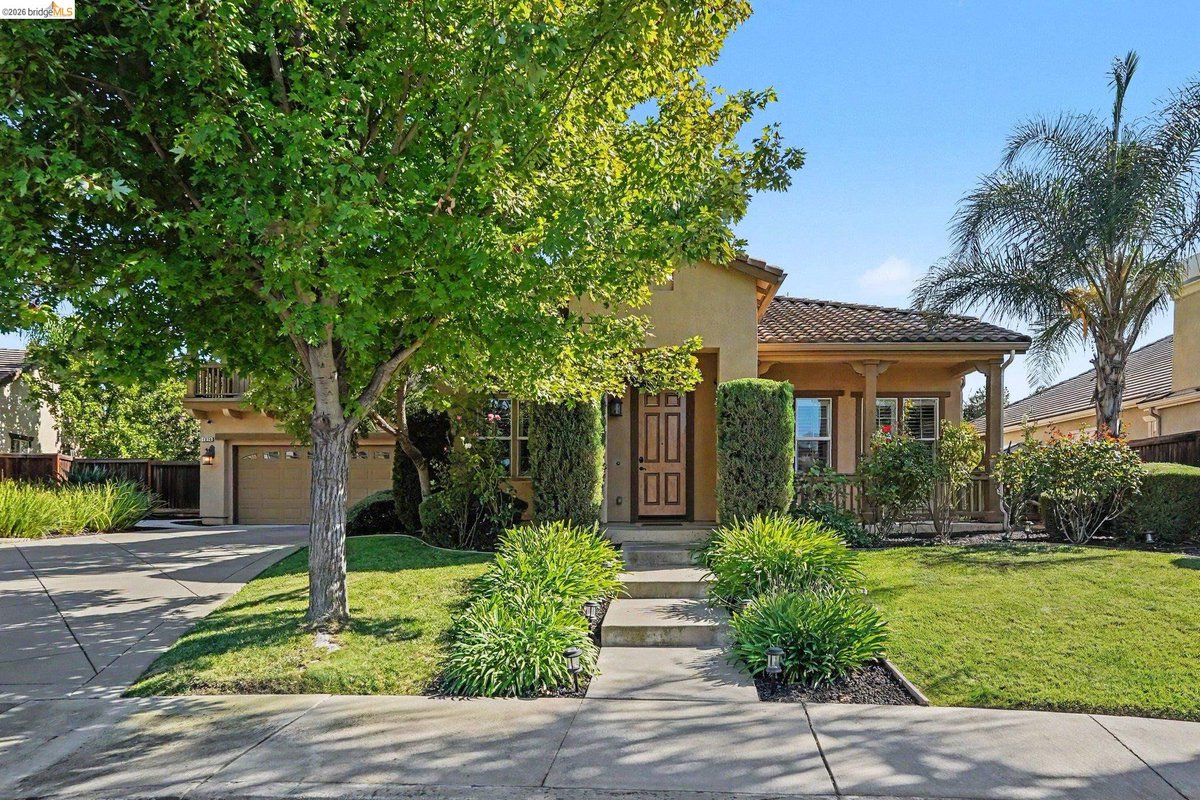 Sbloomfield1433's tweet photo. Don't miss a chance to see a beautiful property! Join us for an open house in RE/MAX Crossroads  Local .
- Shannon Bloomfield #01452746 with REMAX Crossroads
- Contact me at 925.382.6207 https://t.co/rUdOUsVIZZ
