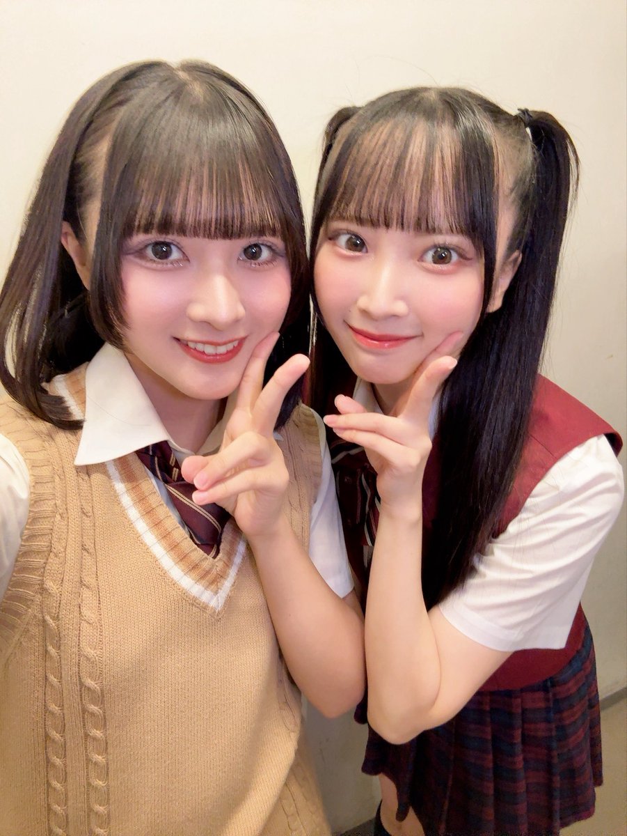SKE48_13kisei_'s tweet photo. こんばんは！❤️💚🤍
13期研究生の
りんかこと、#宮本倫花 です👁👁⚡️

#可能性こそが未来 公演ありがとうございました！

ユニットは、Glory days でした！💛🩶

りんかちゃんは、キラキラしてましたか？
りさにゃ(T ^ T)🪽

#SKE48 #13期研究生 https://t.co/1LJHAfqeky