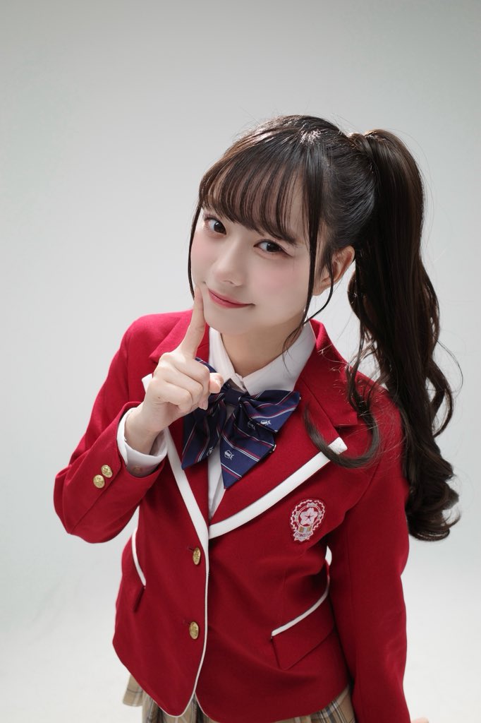 yuna_nakamura17's tweet photo. スクールアイドルミュージカル🎀🩷

本日もありがとうございました！
明日はいよいよ千秋楽..🥹
最後の最後まで、みなさんに元気をお届けできるように頑張ります！

新国立劇場でお待ちしています❤︎

#lovelive  #スクミュ https://t.co/8iaugN8QDK