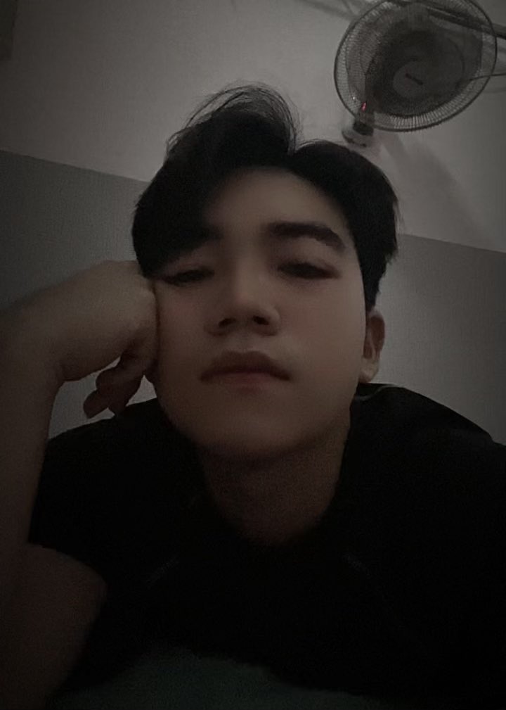 Zone_first_date's tweet photo. Ảnh kh mờ,chỉ hơi lem😜
Saigon gvap ib để biết thêm chi tiết… https://t.co/mEFAySjKnE