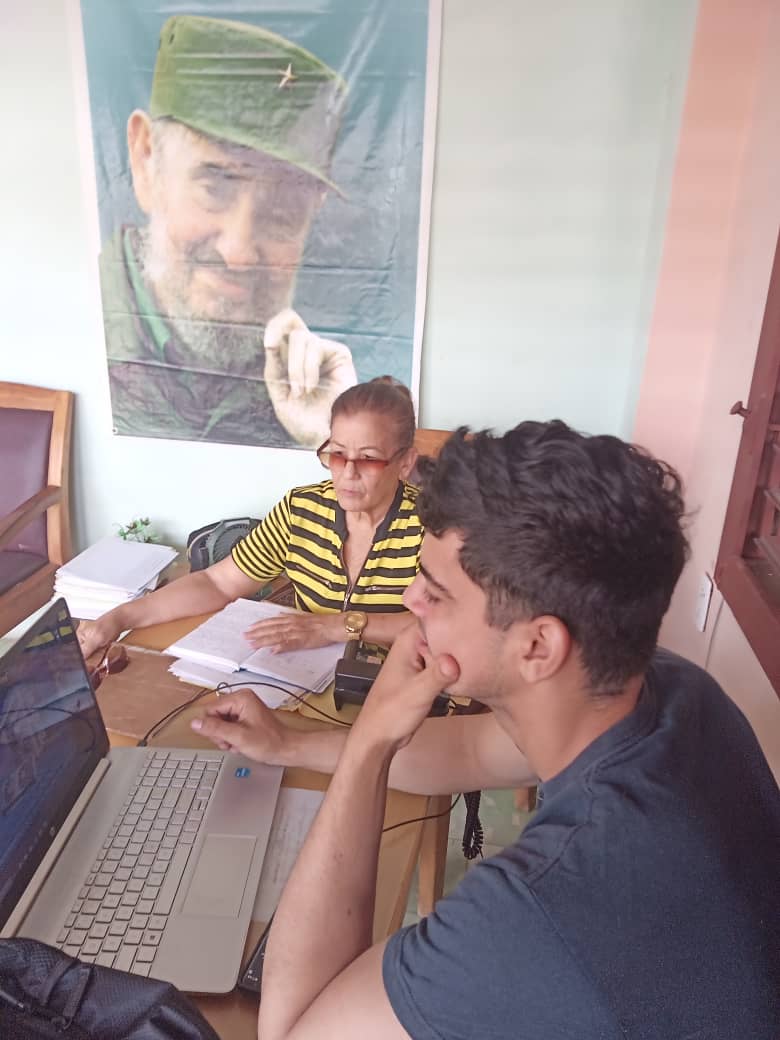 ConsejoPinar's tweet photo. Se realizó por la Instructora Amarilis Ayes del Joven Club de Computación en #Guane, #PinarDelRío
🖥️ Asesoramiento sobre la correcta utilización de las Redes Sociales (X y Facebook.)
👥 Para los trabajadores y autoridades electorales del #ConsejoElectoralMunicipal del territorio. https://t.co/y67zTos9Ye