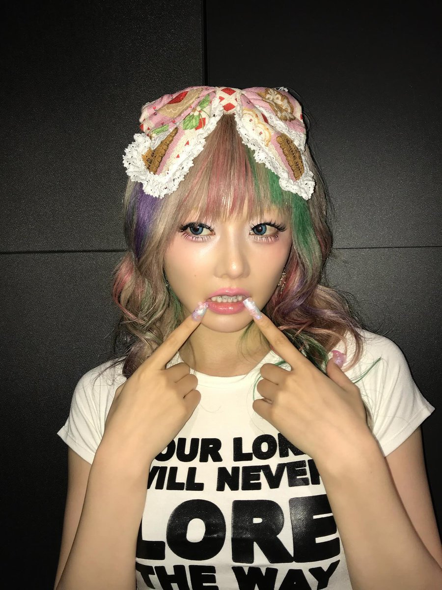 sophhhyi's tweet photo. 순수  와꾸하나로 바이럴탈수있는   여자 https://t.co/ZRlWdi0A8Z