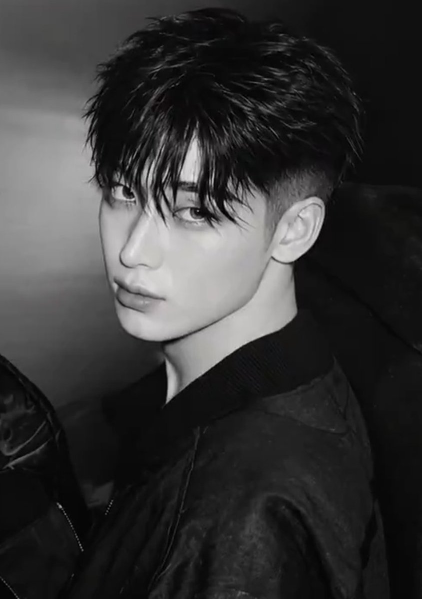 chottominteu's tweet photo. Been seeing undercut Sunoo everywhere like HOLY FUCK THIS IS PAPI https://t.co/7e13gF4s5W