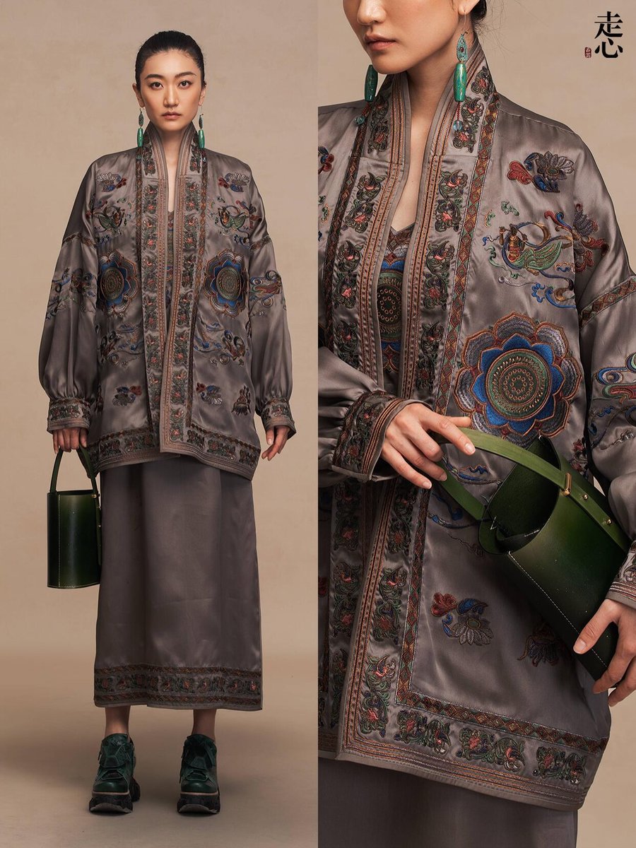 MagaliVienneau's tweet photo. Where ancient mineral craftsmanship meets contemporary quiet luxury. Zouxin Silk’s Champagne &amp; Smoked Silver Archive transforms Xiangyunsha into timeless silhouettes with liquid-pearl luster. Which look, 1–6, defines your aesthetic? Share below. https://t.co/bha2Cf5WD6