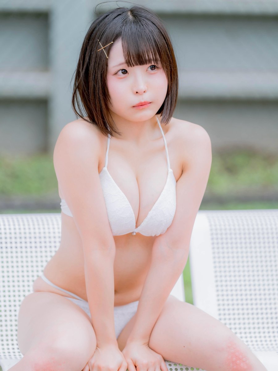 shiine_kimimero's tweet photo. 丸顔むちむち黒髪ボブ、すきになって？🫶🏻 https://t.co/vCcFhJBrOf