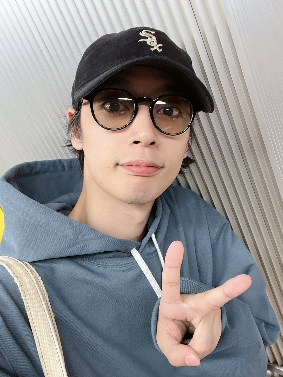 taiga2449's tweet photo. 残すところあと五公演。
なんだかんだでここまで来ると本当あっという間だったなと。
ご来場いただいた皆様ありがとうございました。
ラストスパート、大切に、頑張ってまいります。 https://t.co/EMVTUF0KbH