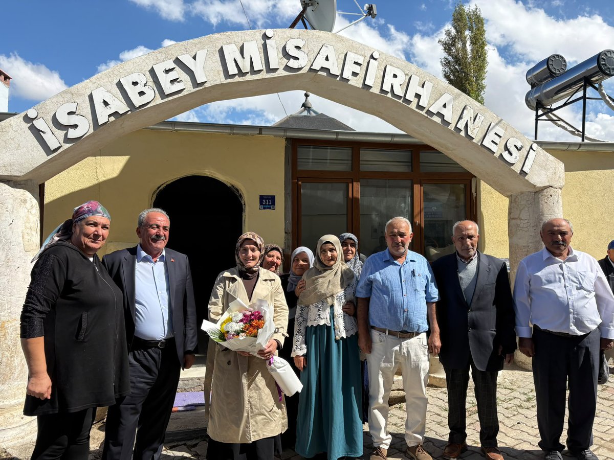 tcfelahiye's tweet photo. Kaymakamımız Sayın Esma ATASEVER SAĞIROĞLUGİL, İsabey Mahallemizde hizmete açılacak olan misafirhanenin açılış programına ve yemeğine katıldı. 
@kayserivaliligi 
@gokmen_cicek_ https://t.co/KVC2CGlhBZ