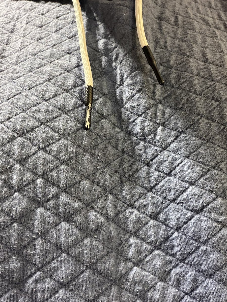Bill__Fish's tweet photo. @BDraddy what can I do about these end coming apart in my hoodie? Lightly wash &amp; never dry. https://t.co/a9zbb19MD2