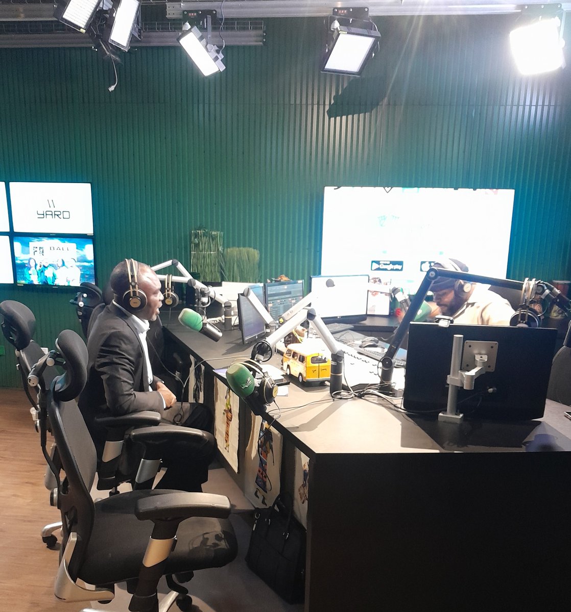 LPVtech's tweet photo. Many businesses already spend enough on diesel and generators to cover the cost of owning solar. Our latest @Wazobia_FM discussion explores this shift and why it could change the way you think about power.

Read key takeaways: 👇
https://t.co/8zEctCGLSg

#EnergySecurity #Solar https://t.co/bCsOHwHNjk