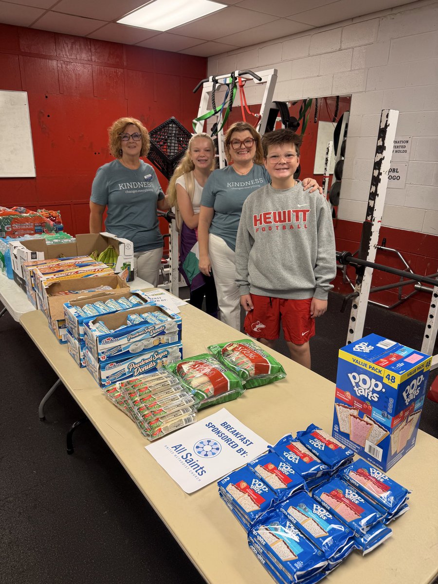 HTMSFOOTBALL's tweet photo. Friday Breakfast!! https://t.co/S1KJ4rVNFL