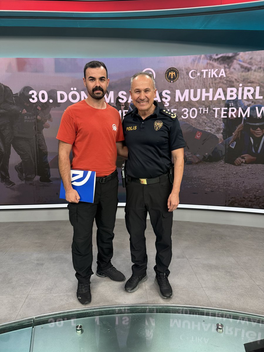 Hasantscan's tweet photo. Anadolu Ajansı 30. Dönem Savaş Muhabirliği Eğitimi'ni başarıyla tamamlamanın mutluluğunu yaşarken bizlere bu fırsatı sunan @HaberAkademiAA ailesine teşekkür ediyorum. https://t.co/m3INfuVtTy