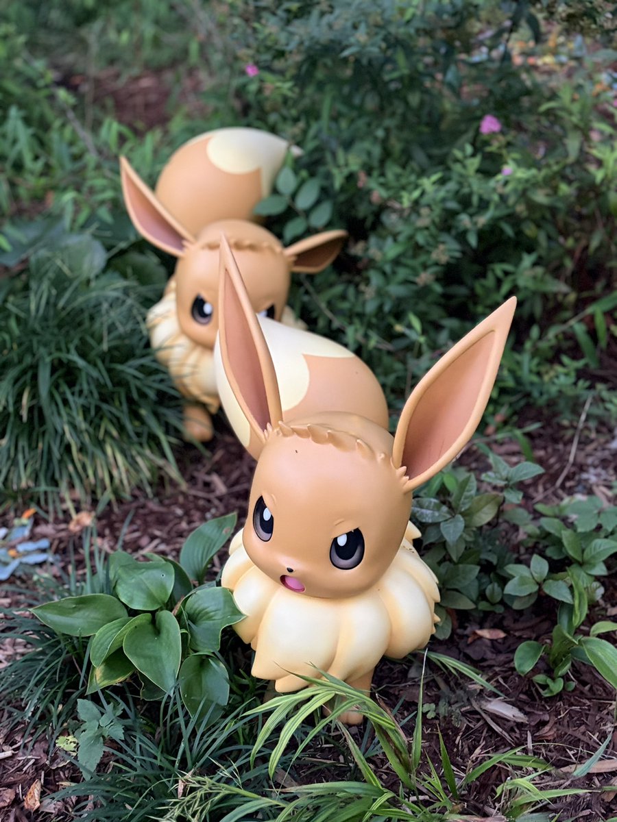 sabudei0303's tweet photo. ポケパーク行ってきた‼️‼️‼️

急遽来てくれたやなと
運転してくれたあきらさん
サイズ感がポケモンの莉犬くん https://t.co/PpgA6CFroP