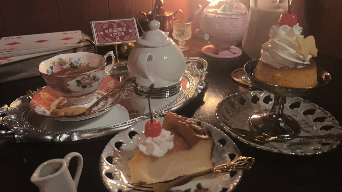 Mercure_1104's tweet photo. 今日行ったカフェ可愛すぎる🍰 https://t.co/AIZ5sLz9oy