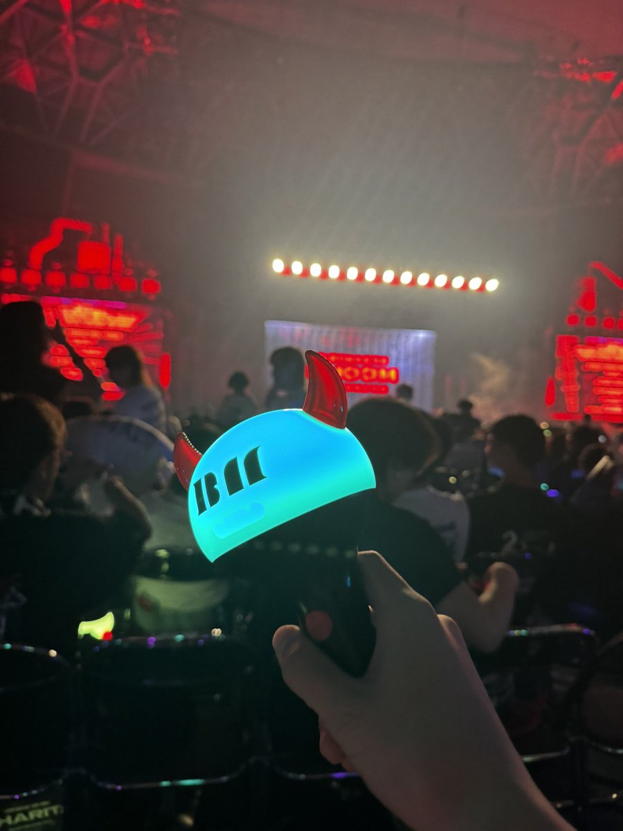 6mnbmyg's tweet photo. 約1年半ぶりのベビモンほんまに最高すぎた！SSからYGシートにアプグレした甲斐あったしアリーナやと更に会場の盛り上がりも感じられて幸せな時間やったな〜
次はベビモンシートで参戦したい🥺

#BABYMONSTER #ベビモン #京セラ #CHOOM_in_JAPAN https://t.co/0Eu1ADwu5q
